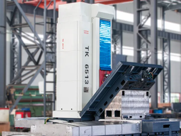 Фрезерно-расточный станок с ЧПУ и поперечно-подвижным столом