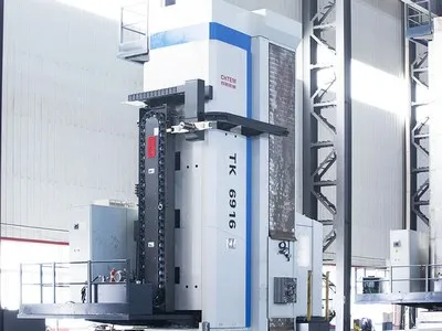 Фрезерно-расточной станок с ЧПУ напольного типа TK6916