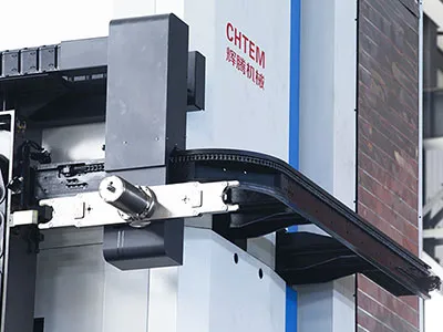 Фрезерно-расточной станок с ЧПУ напольного типа TK6916