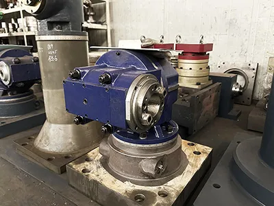 Универсальная фрезерная головка