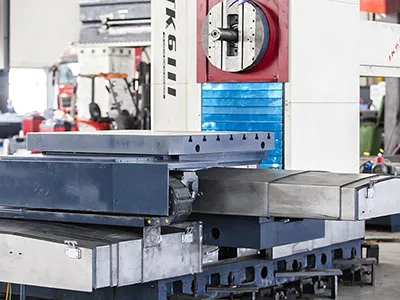 Фрезерно-расточный станок с ЧПУ и подвижным столом TK6111 